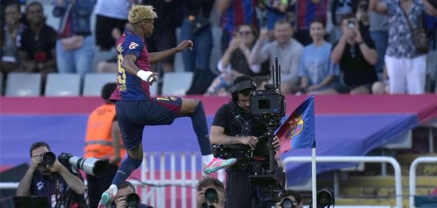 ماركة مسجلة.. يامال يصحح صورة برشلونة ضد فياريال